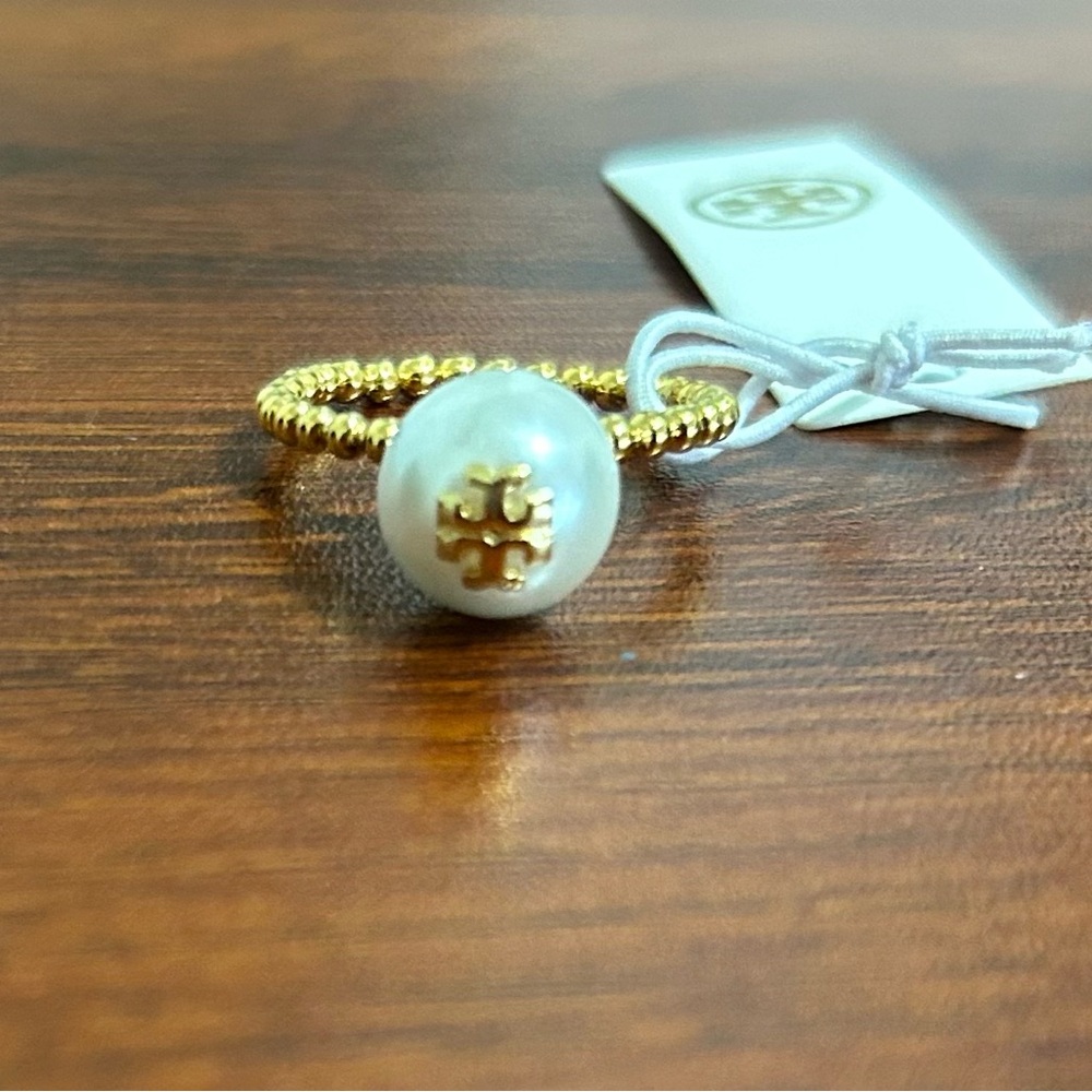 Tory Burch Gold Ring with Pearl and Logo, size 8